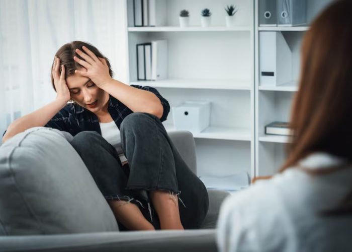 imgi_29_sad-ptsd-woman-patient-utmost-therapy-mental-health-with-psychologist_31965-322302